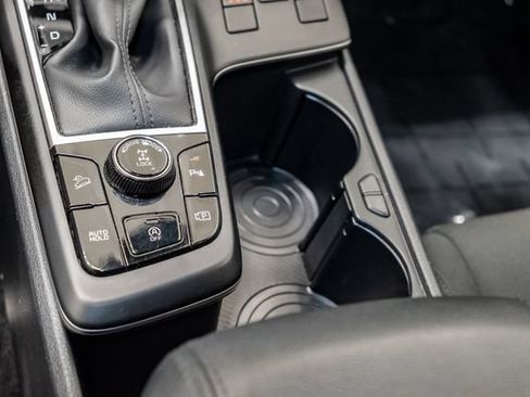 Certified 2025 Kia Sportage LX AWD/4WD image 18