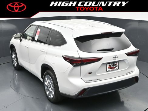 New 2026 Toyota Highlander Limited AWD/4WD image 31