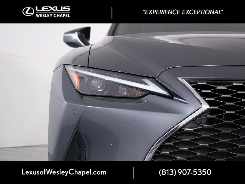 Used 2024 Lexus IS 300 w/ Comfort Package RWD image 10