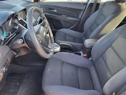 Used 2015 Chevrolet Cruze LT FWD image 12
