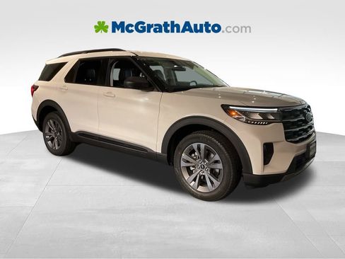 New 2026 Ford Explorer Active w/ Active Comfort Package image 1