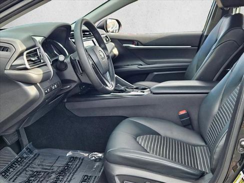 Used 2020 Toyota Camry SE AWD/4WD image 14