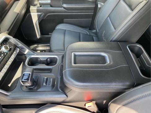 Used 2022 GMC Sierra 1500 Denali AWD/4WD image 18
