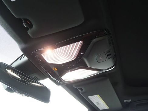 New 2026 BMW 330i Sedan w/ Convenience Package image 19