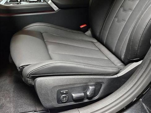 Used 2025 BMW 840i RWD image 4