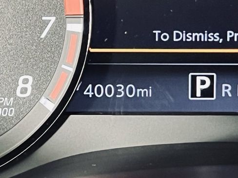 Used 2022 Nissan Frontier PRO-4X w/ Technology Package image 26