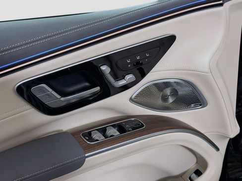 Used 2023 Mercedes-Benz EQS 450+ 4MATIC SUV image 21