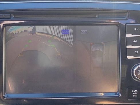 Used 2017 Nissan Maxima Platinum image 26