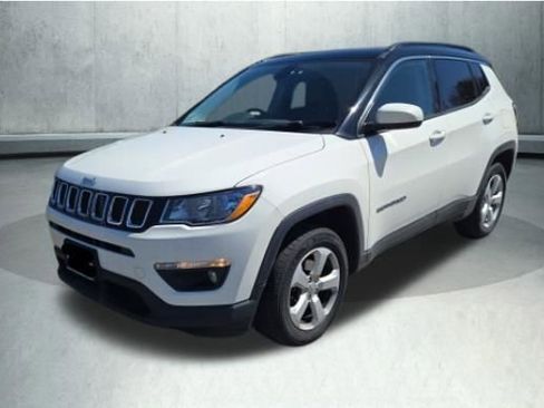 Used 2018 Jeep Compass Latitude w/ Popular Equipment Group image 1