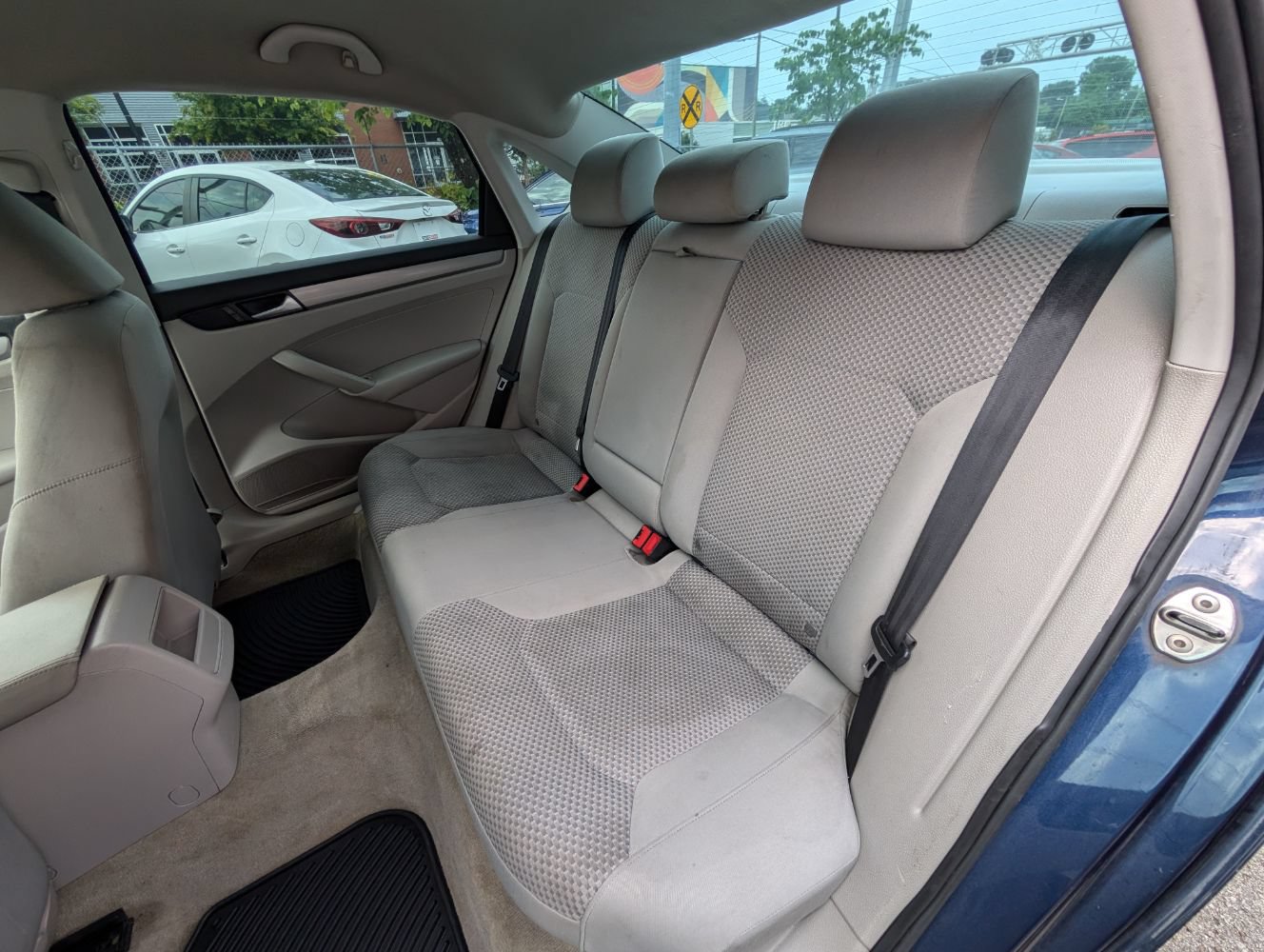 Used 2014 Volkswagen Passat 2.5 S FWD image 18