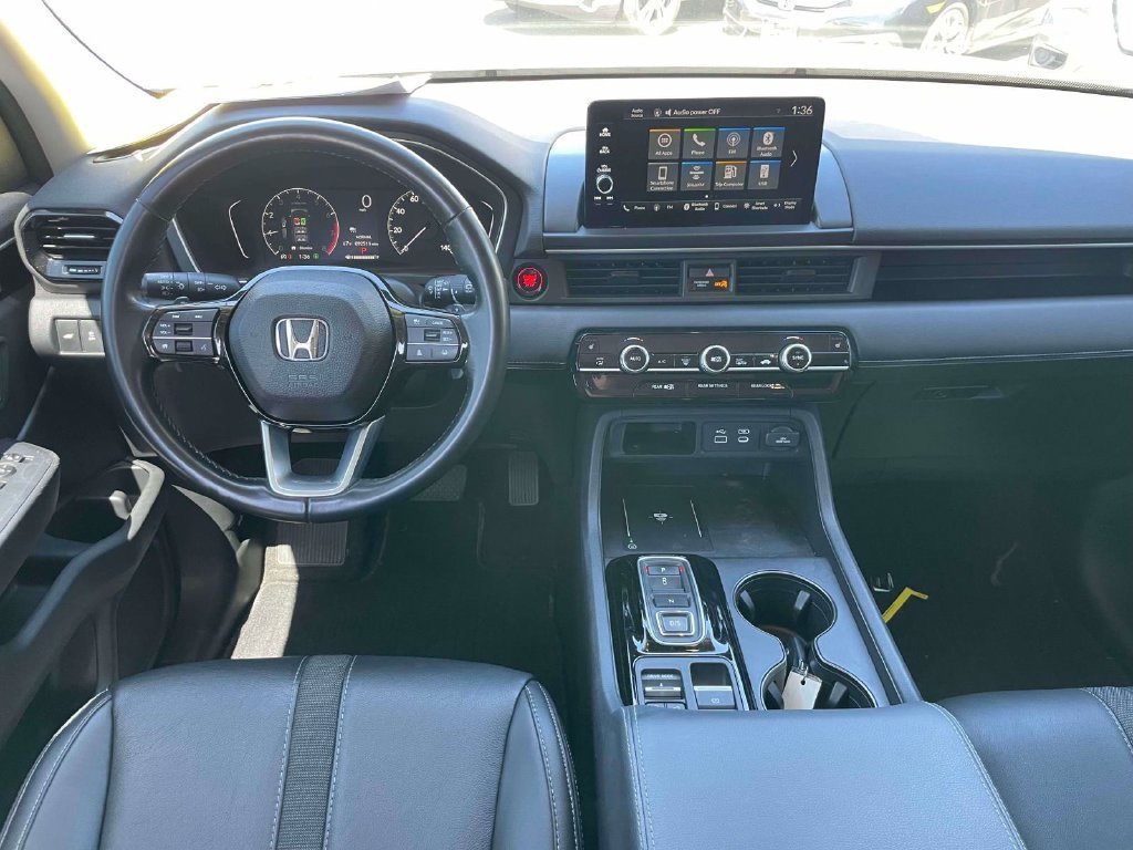 Certified 2025 Honda Pilot EX-L image 13