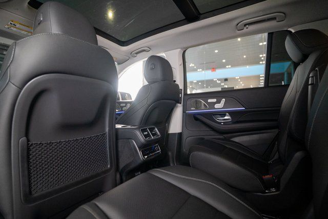 Certified 2026 Mercedes-Benz GLS 450 4MATIC image 29