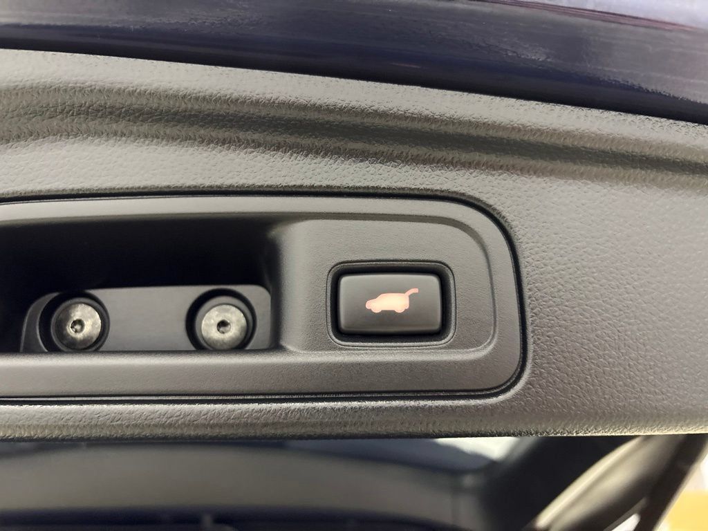 Used 2022 Honda Pilot Touring image 36