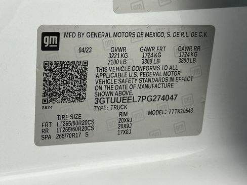 Used 2023 GMC Sierra 1500 AT4 w/ AT4 Premium Package image 29