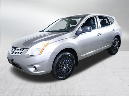 Used 2013 Nissan Rogue S AWD/4WD image 3
