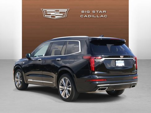 Used 2023 Cadillac XT6 Premium Luxury image 3