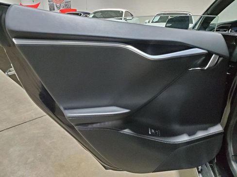 Used 2017 Tesla Model S 75D image 28