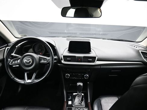 Used 2017 MAZDA MAZDA3 Touring image 36