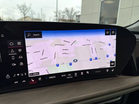 Certified 2025 Audi Q5 Prestige image 11