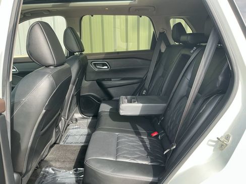 Used 2023 Nissan Rogue Platinum AWD/4WD image 18