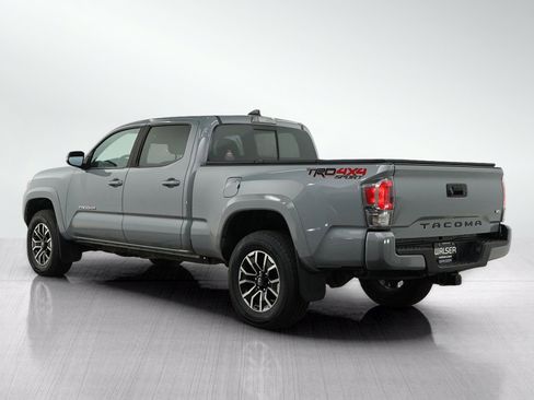Used 2020 Toyota Tacoma TRD Sport AWD/4WD image 3