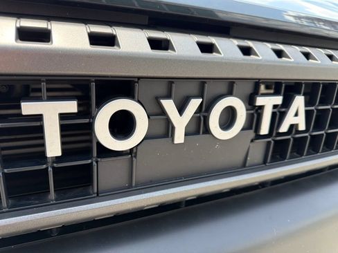 Used 2025 Toyota Land Cruiser w/ Premium Package AWD/4WD image 9