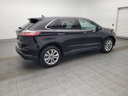 Used 2024 Ford Edge Titanium image 10