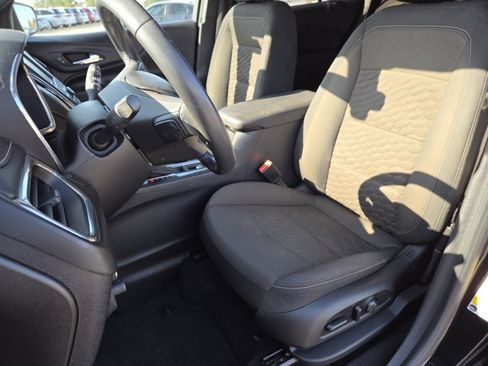 Used 2018 Chevrolet Equinox LT image 23