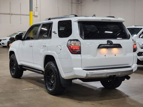 Used 2024 Toyota 4Runner TRD Off-Road image 11