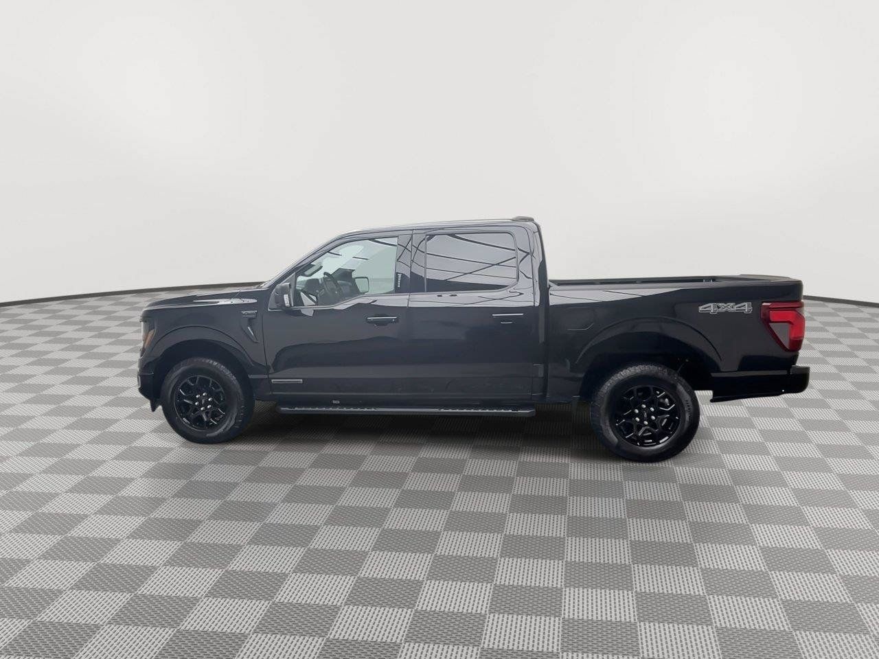 Certified 2024 Ford F150 XLT w/ Equipment Group 302A MID AWD/4WD image 40