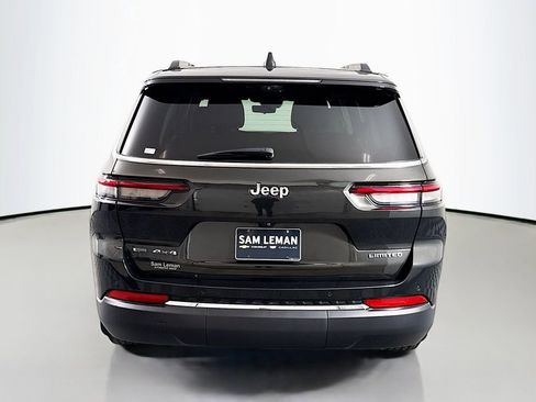 Used 2022 Jeep Grand Cherokee L Limited w/ Luxury Tech Group II image 6