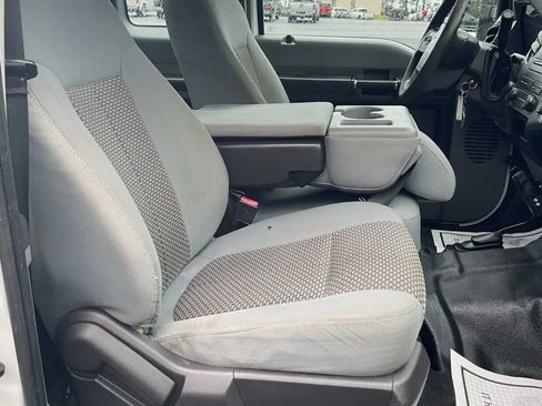 Used 2016 Ford F250 XL w/ Power Equipment Group image 39