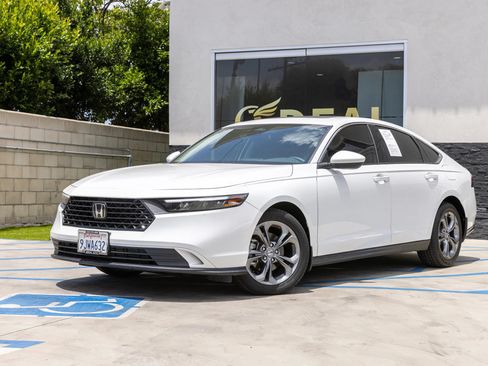 Used 2024 Honda Accord EX image 5