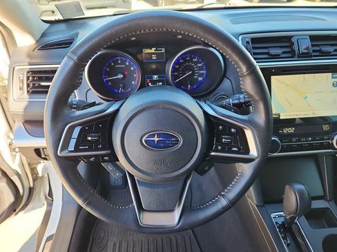 Used 2018 Subaru Outback 3.6R Touring w/ Popular Package #3 image 17