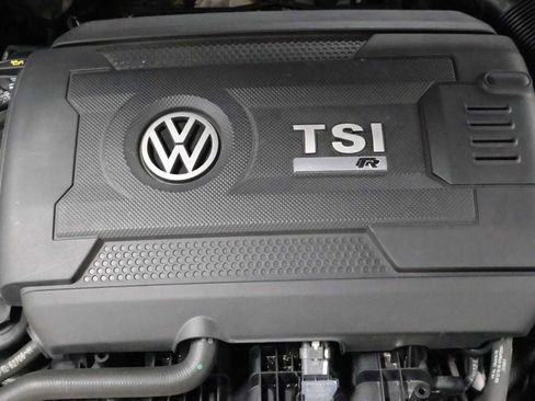Used 2019 Volkswagen Golf R 4-Door AWD/4WD image 38