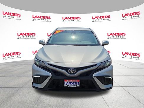 Used 2024 Toyota Camry SE FWD image 8