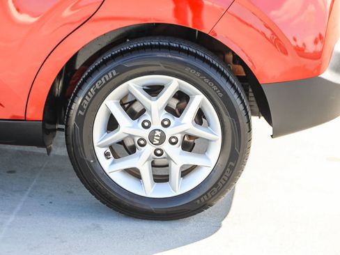 Used 2020 Kia Soul S image 11