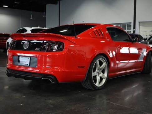 Used 2014 Ford Mustang GT Premium RWD image 6