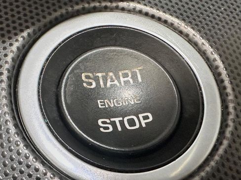 Used 2018 Land Rover Range Rover Evoque SE image 20