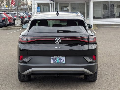 Certified 2022 Volkswagen ID.4 Pro S w/ Gradient Package image 4