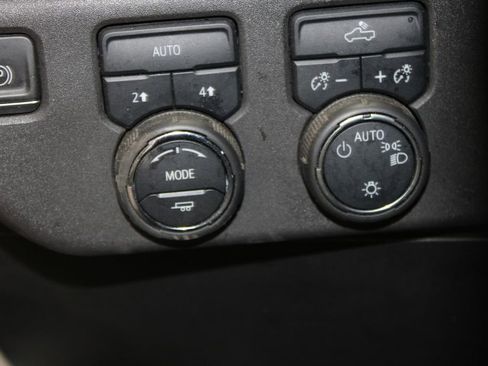Used 2023 Chevrolet Silverado 1500 LT AWD/4WD image 23
