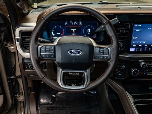 Used 2026 Ford F250 King Ranch w/ Chrome Package image 18