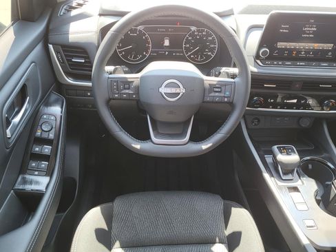 New 2026 Nissan Rogue SV FWD image 2