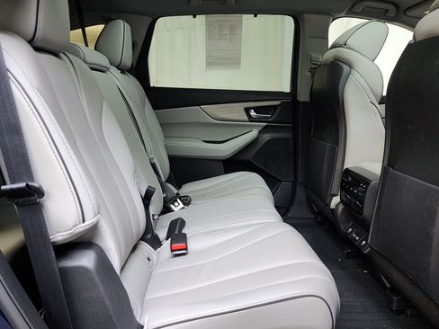 Used 2023 Acura MDX SH-AWD w/ Advance Package image 18
