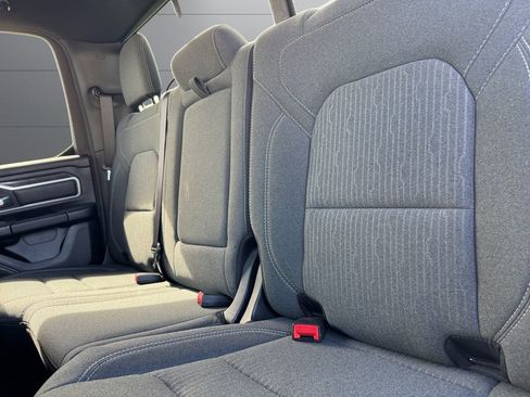 Used 2021 RAM 1500 Big Horn AWD/4WD image 18