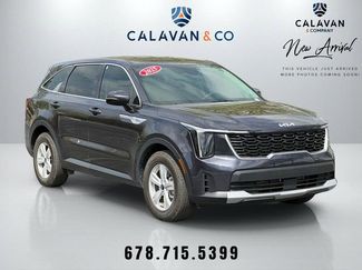 Certified 2025 Kia Sorento LX video 1