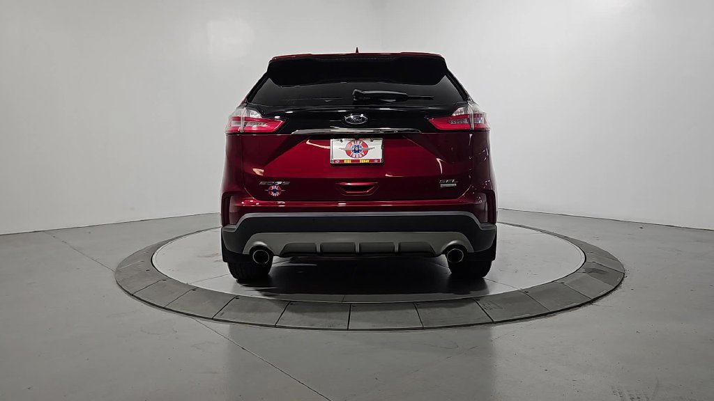 Used 2019 Ford Edge SEL w/ Equipment Group 201A FWD image 4