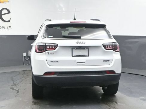 Used 2024 Jeep Compass Latitude AWD/4WD image 40