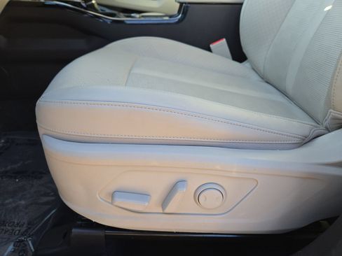 Used 2024 Kia Sorento SX FWD image 25