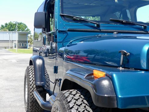 Used 1995 Jeep Wrangler Rio Grande AWD/4WD image 35